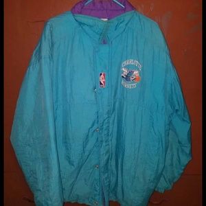 Vintage starter jacket charlotte hornets
